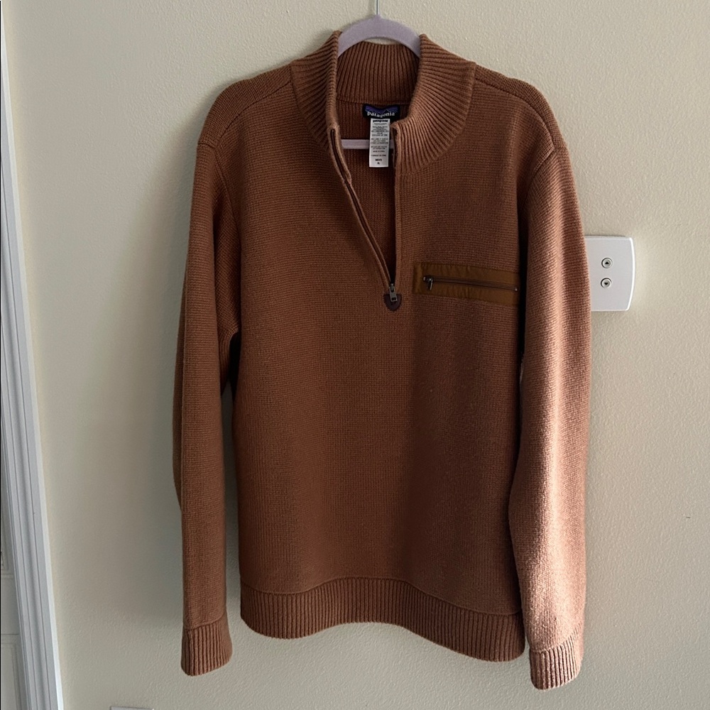 Patagonia Men's Brown Zip-Up Sweater